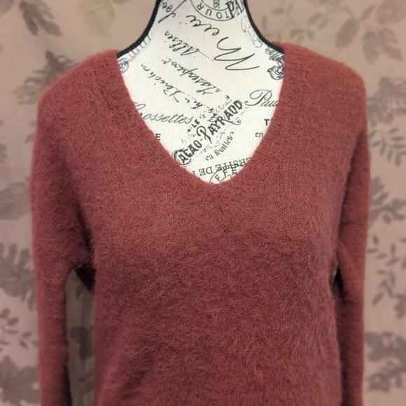 Ruby Moon Wine Red Cut Out Fuzzy Sweater Tunic, Size XS, Gently Used! EUC - Picture 3 of 7